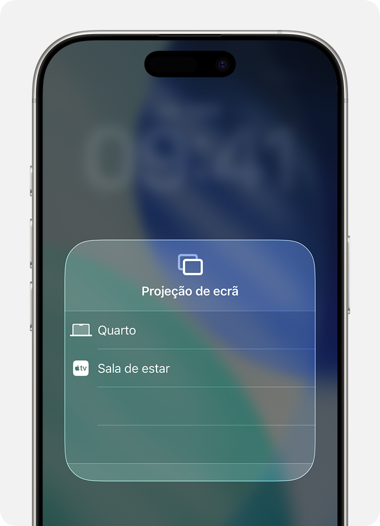 Uma lista de dispositivos disponíveis (por exemplo, TV da sala, escritório, TV do quarto) apresentada no ecrã de um iPhone depois de selecionar Projeção de ecrã.