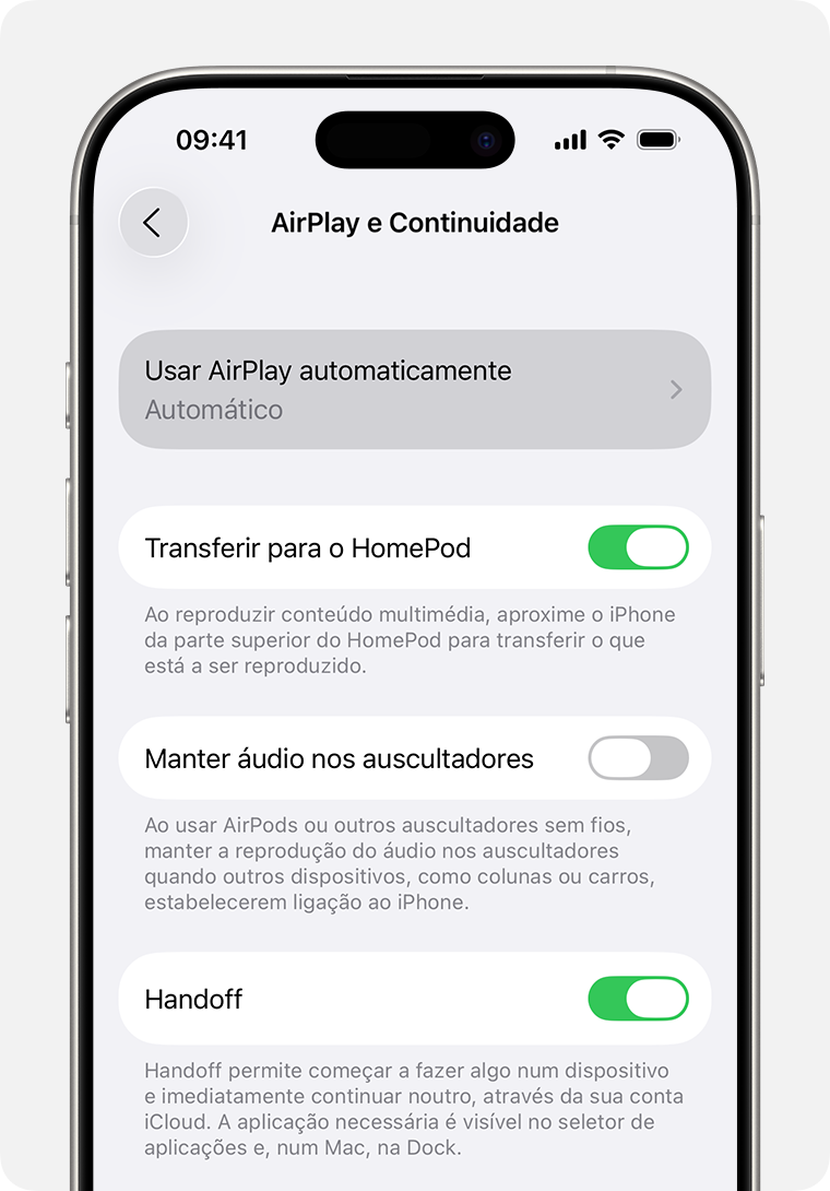 Captura de ecrã das definições do iPhone a mostrar «Automático» selecionado para Usar AirPlay automaticamente no ecrã AirPlay e Continuidade.