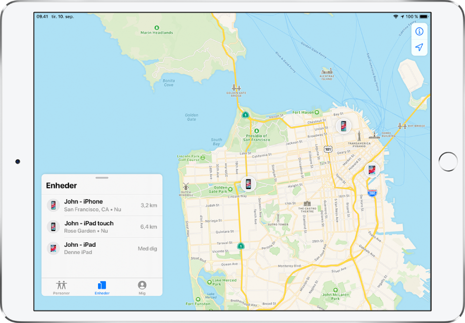 Der er tre enheder på listen Enheder. Johns iPhone, Johns iPod touch og Johns iPad. Deres lokalitet vises på et kort over San Francisco.