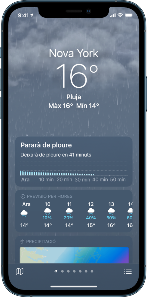 Pantalla de l’app Temps que mostra la ubicació a la part superior, i la temperatura i les condicions meteorològiques actuals, que indiquen Pluja. A sota hi ha un gràfic que mostra el nivell de precipitacions durant la pròxima hora en increments de 10 minuts. A sota, hi ha la previsió per hores i un mapa de les precipitacions. A l’angle inferior dret hi ha el botó “Llista d’ubicacions” i a l’angle inferior esquerre, el botó “Mostrar mapa”.