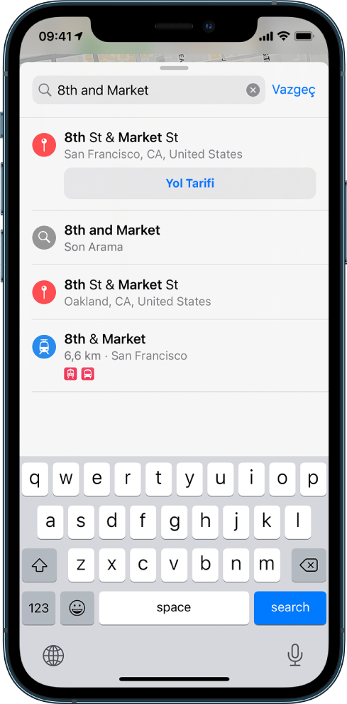 “8. ve Market” ifadesini aramayı ve birçok sonucu gösteren arama kartı.