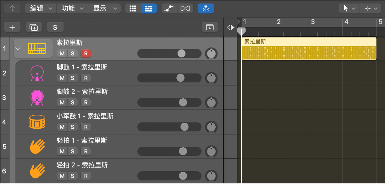 包含样式片段的 Drum Machine Desiger Track Stack,显示空子轨道。