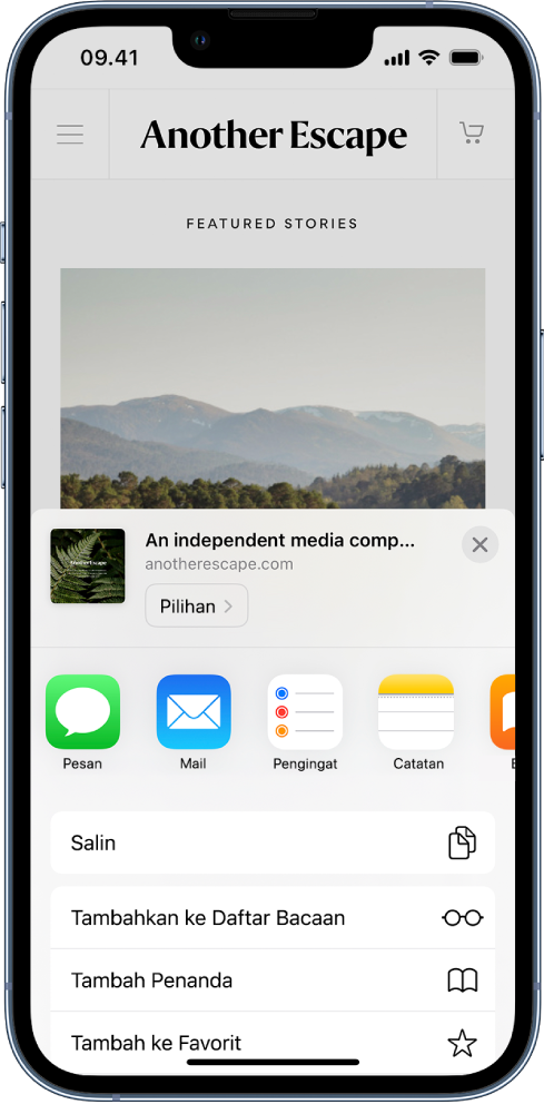 Di Safari, tombol Bagikan di halaman web telah diketuk, dan app yang dapat digunakan untuk membagikan tautan ditampilkan. Di bawah ikon app di adalah daftar pilihan lain, termasuk Salin, Tambah ke Daftar Bacaan, Tambah Penanda, dan Tambah ke Favorit.