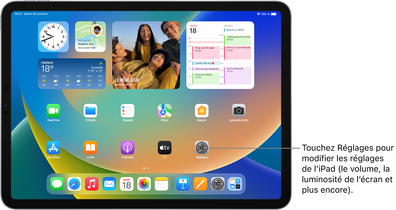 L’écran d’accueil de l’iPad avec plusieurs icônes d’app, notamment l’icône de l’app Réglages, que vous pouvez toucher pour modifier le volume, la luminosité de l’écran et d’autres réglages de votre iPad.