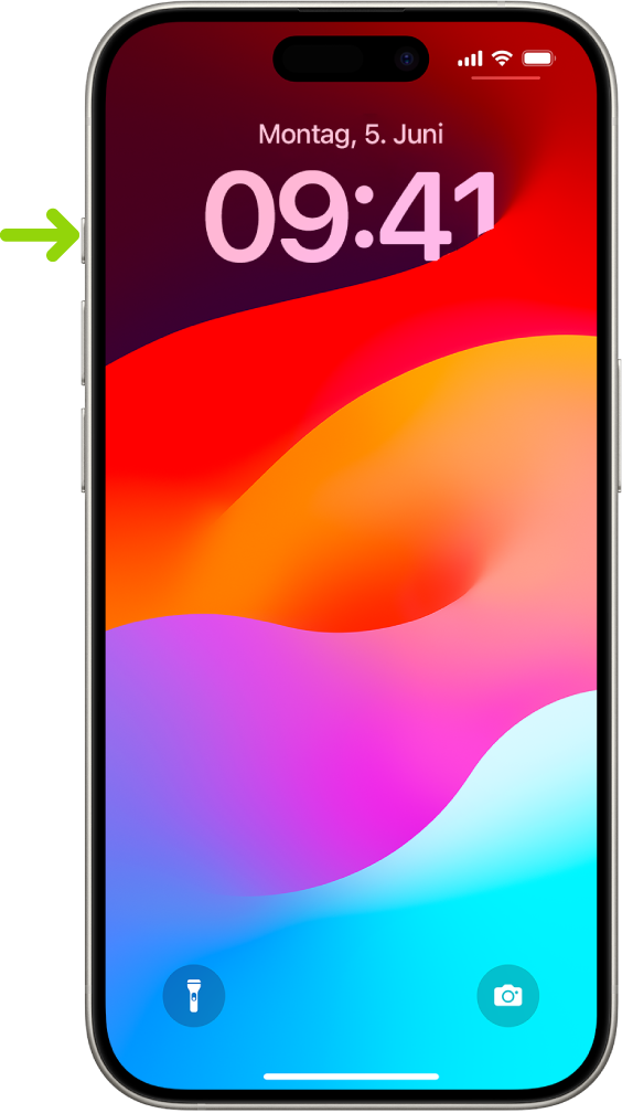 Ein Bildschirm, der anzeigt, dass sich die Aktionstaste am linken Rand des iPhone 15 Pro befindet. Du kannst die Funktion der Taste unter „Einstellungen“ > „Aktionstaste“ anpassen.