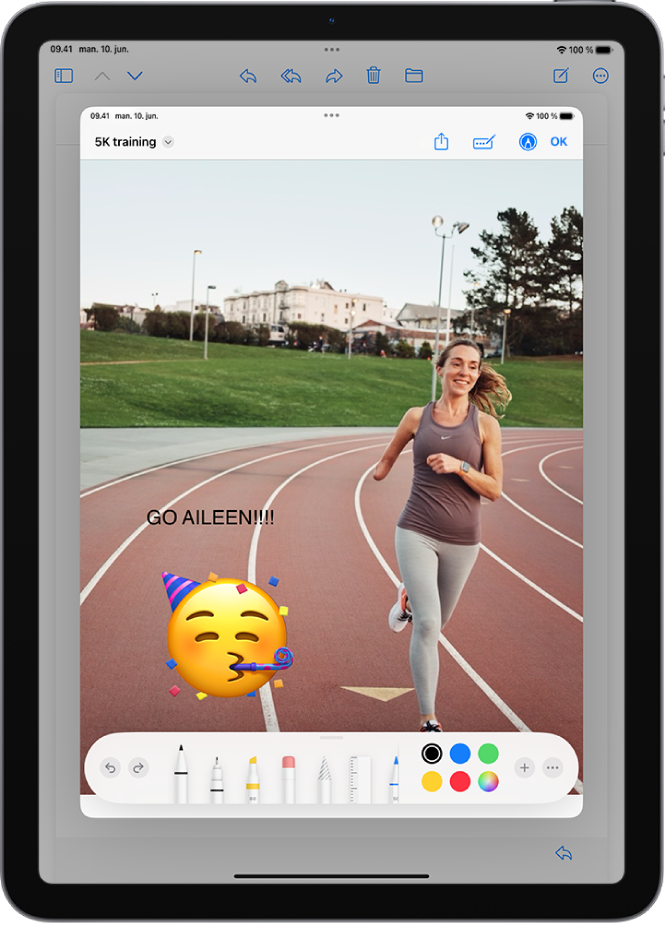 I Mail har et PDF-dokument af et vedlagt arkiv tekst tilføjet og en emoji-sticker. Under websiden er der markeringsværktøjer.