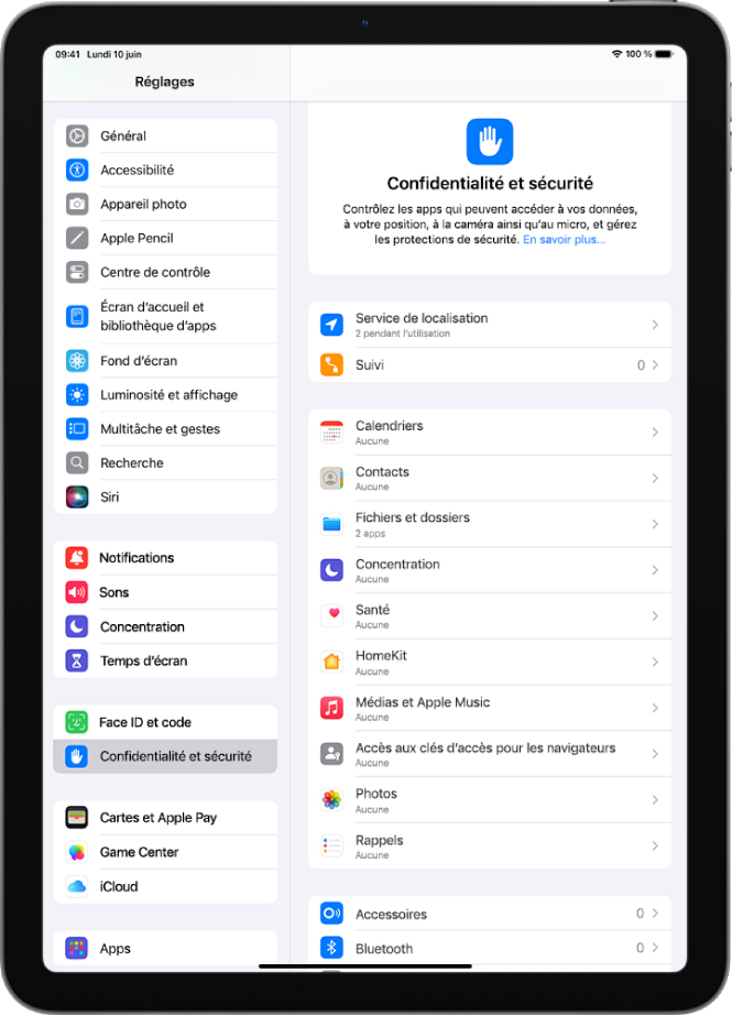 Réglages « Service de localisation » dans les réglages « Confidentialité et sécurité », avec des options permettant de partager l’emplacement de votre iPad, y compris des réglages personnalisés pour les apps individuelles.