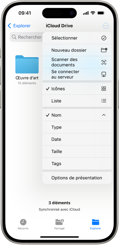 L’app Fichiers avec le bouton Plus sélectionné. Le menu qui s’affiche contient les options suivantes : Sélectionner, « Nouveau dossier », « Scanner des documents » et « Se connecter au serveur ». Sous ce menu figurent les options pour afficher les éléments à l’écran sous forme d’icônes ou de liste. En bas du menu se trouvent les options de tri par Nom, Type, Date, Taille et Tags, suivies de « Options de présentation ».