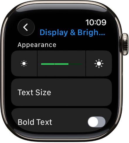Los ajustes “Pantalla y brillo” del Apple Watch, con el regulador de brillo arriba y el botón “Tamaño del texto” abajo.