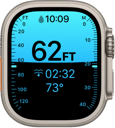 Un écran Profondeur sur l’Apple Watch Ultra montrant la profondeur actuelle, le temps écoulé et la température de l’eau.
