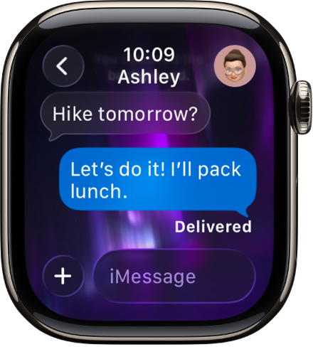 Une conversation par messages. Le bouton App et le champ du message se situent en bas.