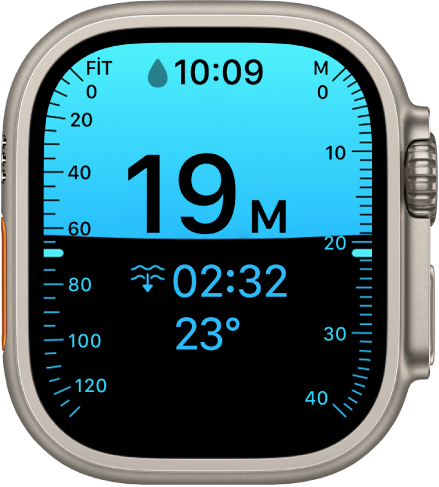 Apple Watch Ultra’da; şu anki derinliği, su altında geçen süreyi, su sıcaklığını ve maksimum dalış derinliğini gösteren Derinlik uygulaması. Sol kenar boyunca yer alan işaretler derinliği 0 ile 130 arasında fit cinsinden belirtir. Sağ kenar boyunca yer alan işaretler derinliği 0 ile 40 arasında metre cinsinden belirtir.