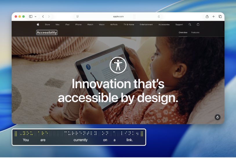 Desktop Mac dengan halaman web dibuka. Di bawahnya, panel braille menampilkan apa yang ada di kursor VoiceOver di halaman web yang menggunakan titik braille kuning yang disimulasi, dengan teks terkait di bawah titik.