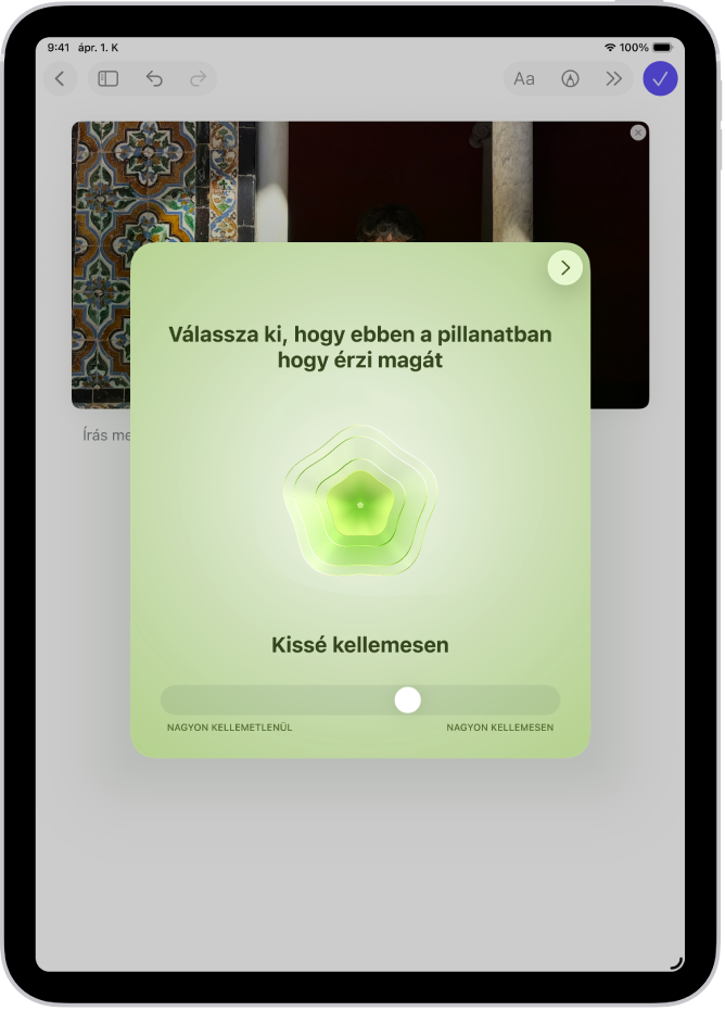 Egy képernyő a Napló appban egy mozaikkal, amelyen naplózhatja a lelkiállapotát.