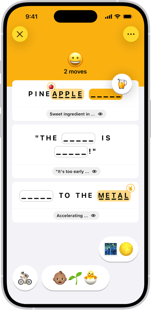 L’Emoji Game amb el nombre de moviments, dos emojis col·locats com a respostes i un a punt de ser col·locat en un lloc sense resposta.