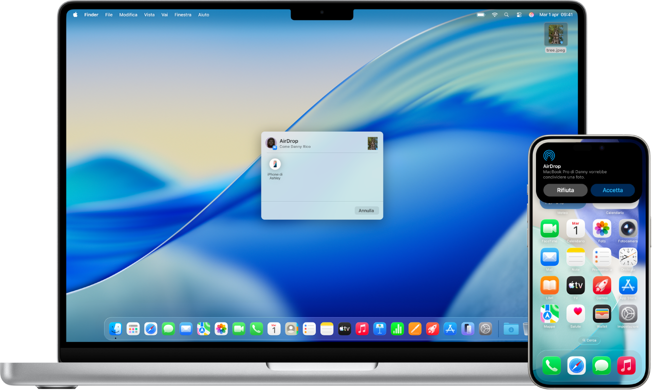 Un Mac accanto a un iPhone. La finestra di dialogo di AirDrop è aperta sulla scrivania del Mac, dove è tutto pronto per condividere un documento con un iPhone. La schermata di iPhone presenta una notifica sulla ricezione del documento.