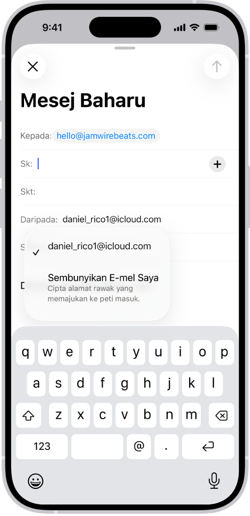E-mel draf sedang dikarang. Medan Daripada dipilih dengan dua pilihan disenaraikan di bawahnya—alamat e-mel peribadi dan Sembunyikan E-mel Saya.
