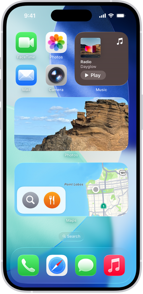 Miniaplikaiconet Photos, Maps dhe Music në ekranin Home Screen të iPhone. Miniaplikacioni Music shfaq veçoritë ndërvepruese.