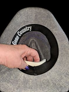 Hat Tip, How Should A Cowboy Hat Fit, Cowboy Hats Women, Cowboy Hat Styles, Country Hats, Hat Decoration, Felt Cowboy Hats, Cowboy Outfits, Costume Hats