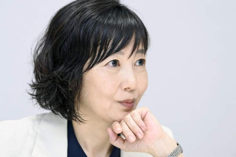 インタビューに答える西川美和さん