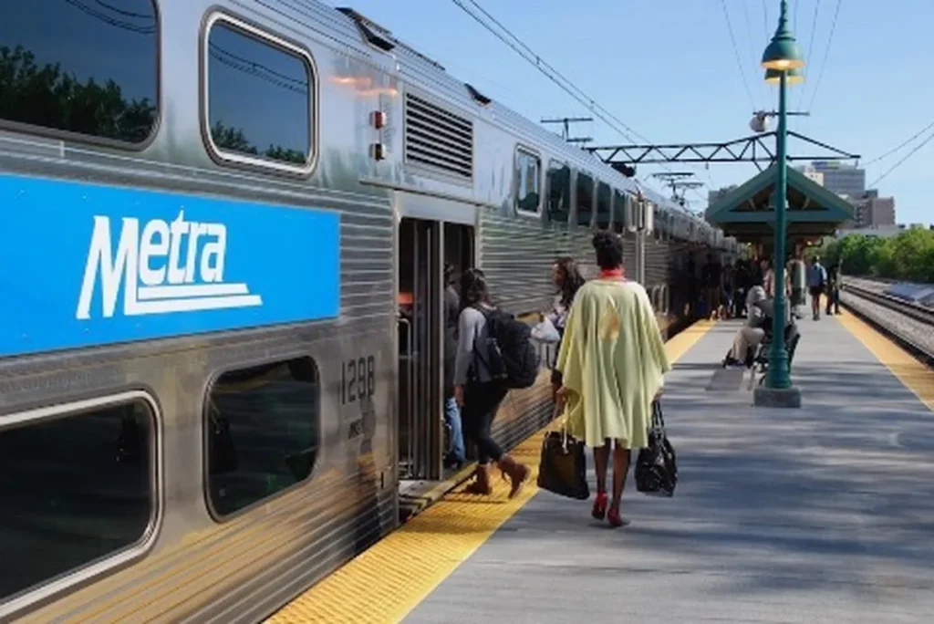 Illinois intercity rail transit reshapes funding and service Illinois intercity rail transit reshapes funding and service